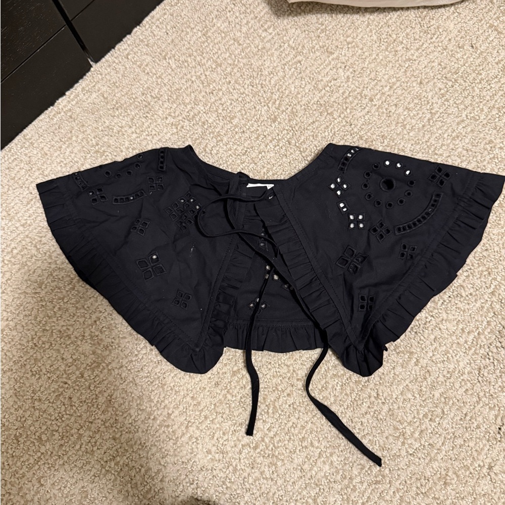 GANNI Black eyelet collar
